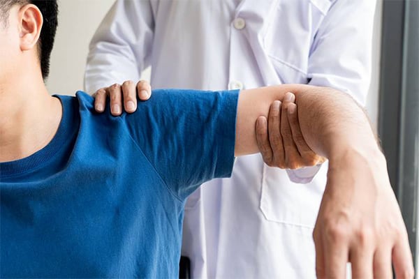 prothese totale epaule prothese anatomique epaule docteur antonin leroy chirurgien orthopediste paris longjumeau specialiste epaule genou pied